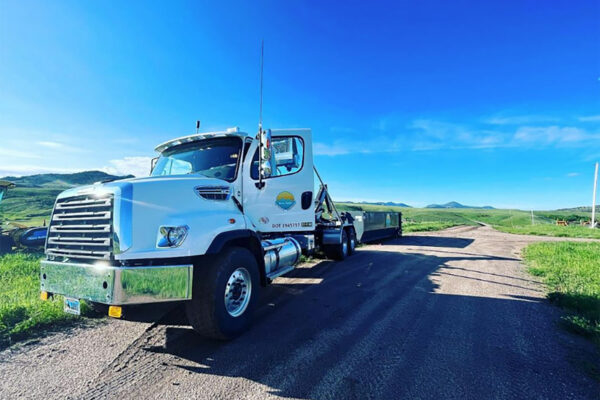 roll-off-dumpster-truck